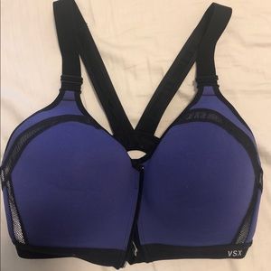 💜SOLD 💜 VSX front closure sports bra